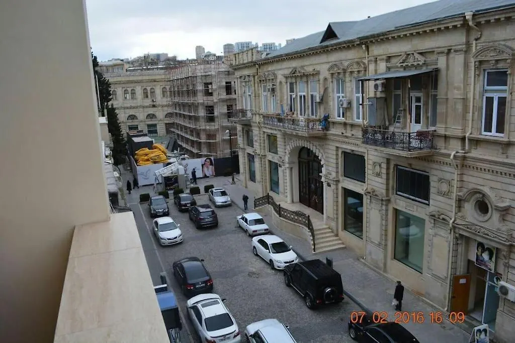 Classical Apartment In Heart Of Baku contacts